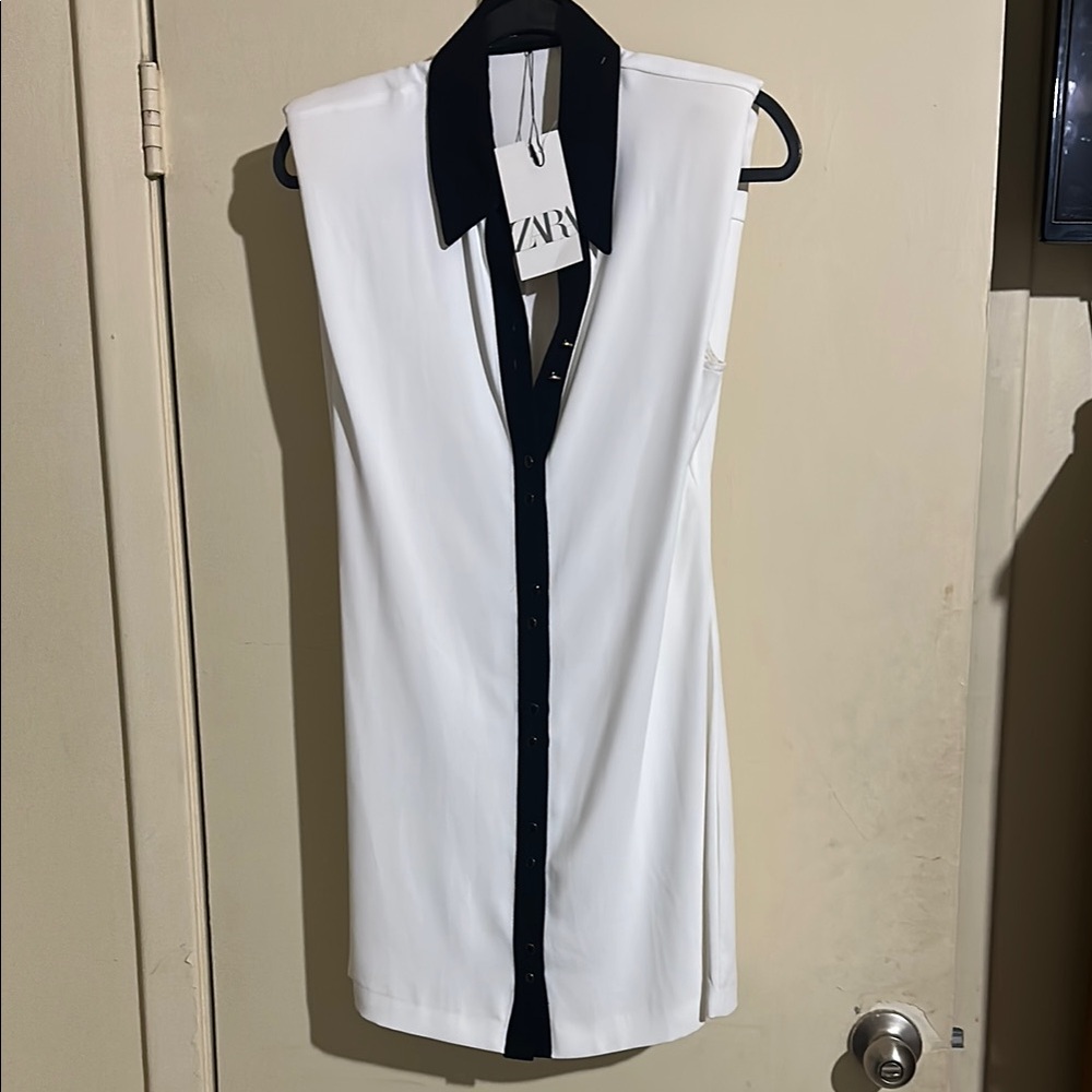 Zara White and Black Sleeveless Shirt Dress